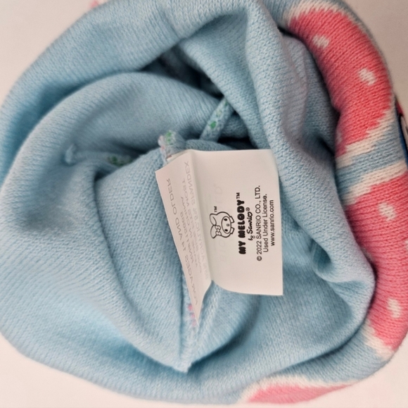 My Melody Hat Beanie Strawberries - Picture 2 of 5
